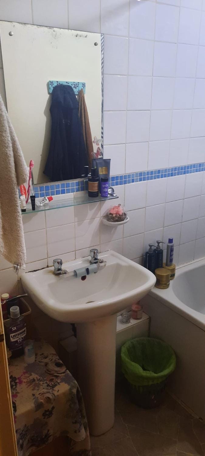 Manchester Room Bed and Breakfast in Salford