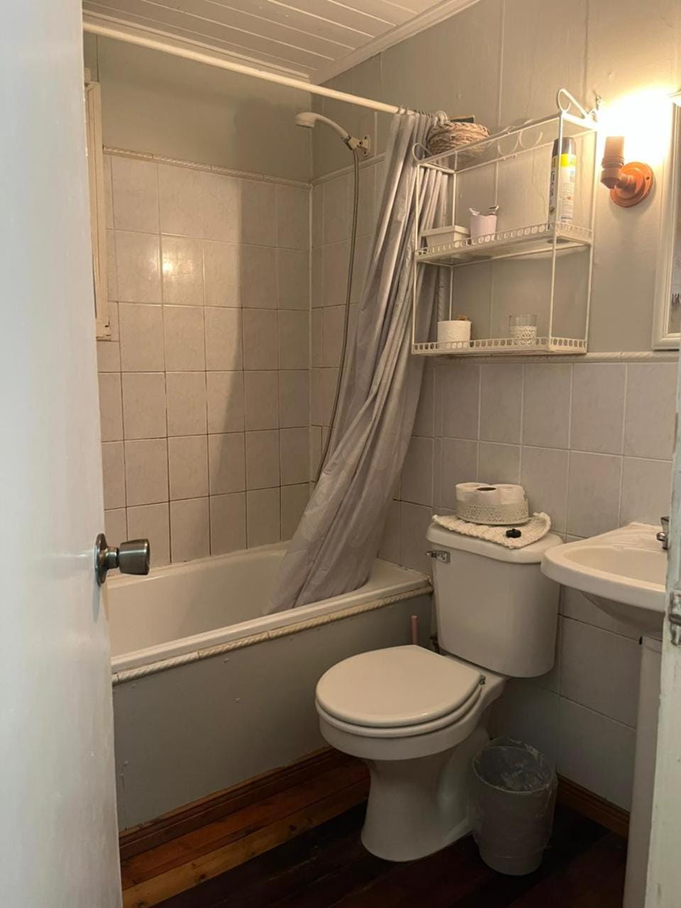 Shower, Bathroom, towels