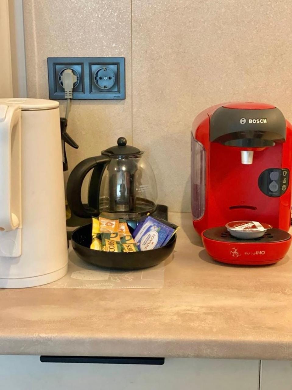 Coffee/tea facilities