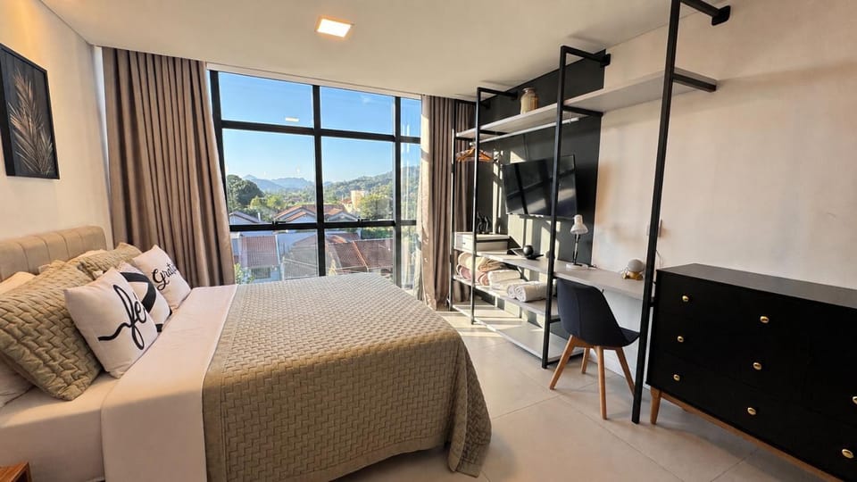 TV and multimedia, Decorative detail, Bedroom, locker