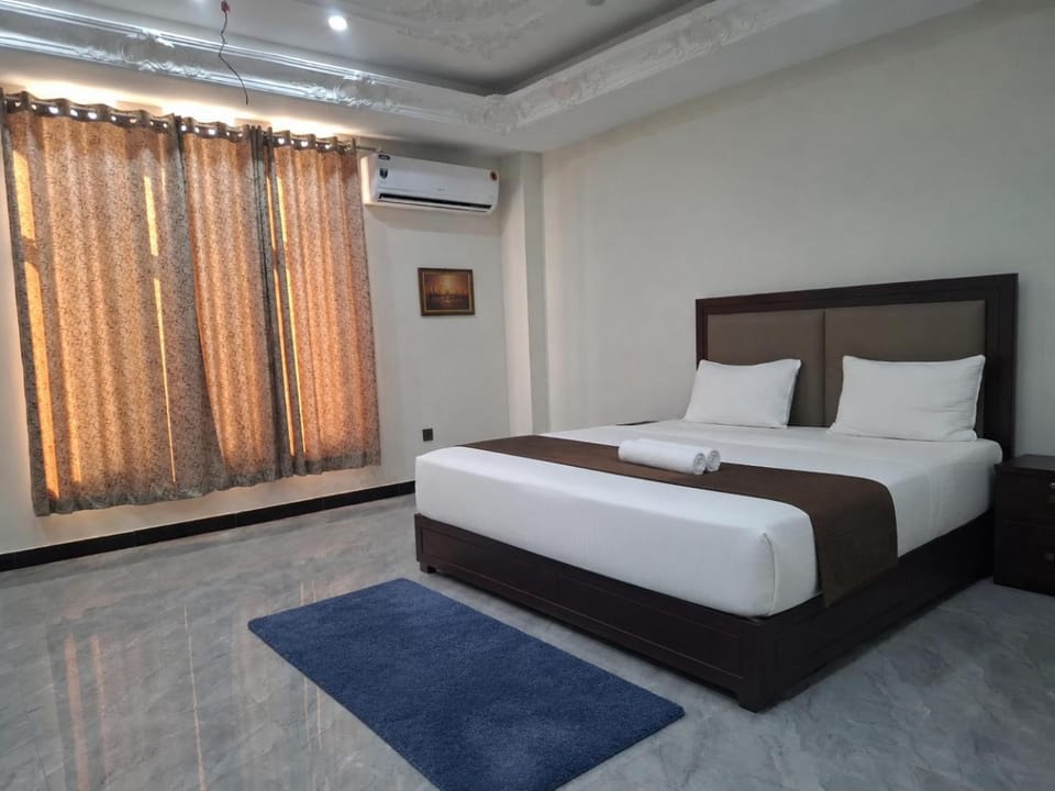 Royal Galaxy Executive Suite Islamabad Apartment in Islamabad