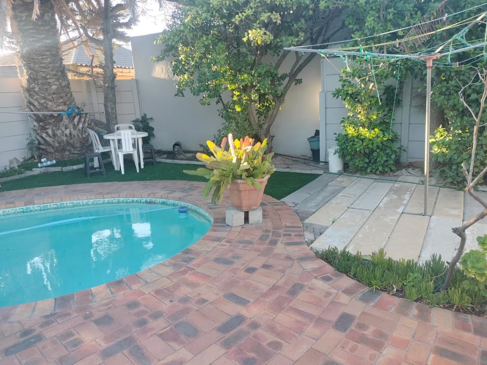 Near Grandwest Apartment in Cape Town