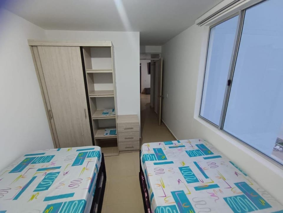 Apartamento Vacacional con 6 piscinas zonas verdes y salón de juegos Apartment in Cundinamarca, Colombia