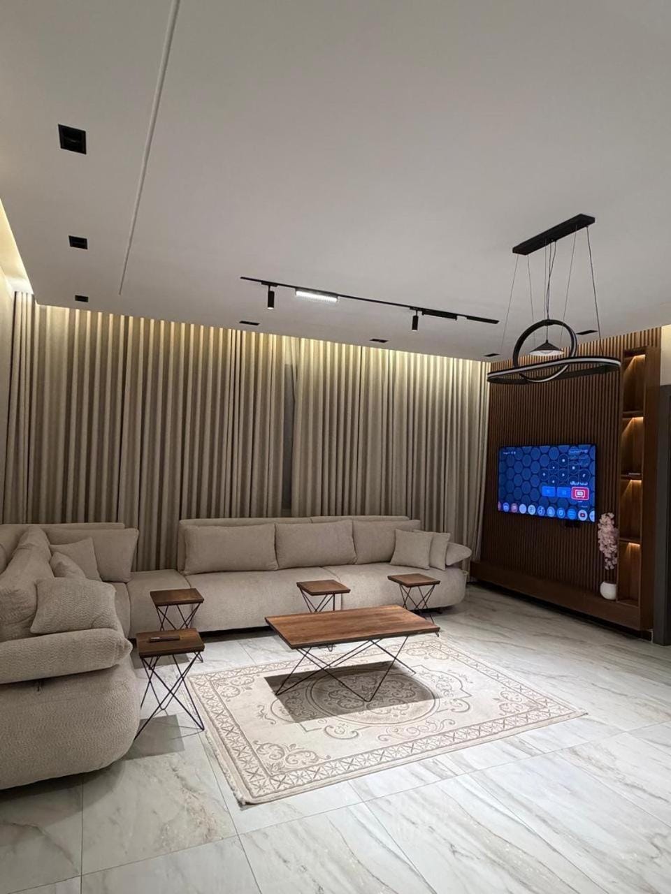 TV and multimedia, Seating area