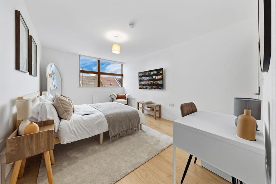 Comfortable 1 bed apartment Sleeps 6 Free Parking Apartment in London Borough of Southwark
