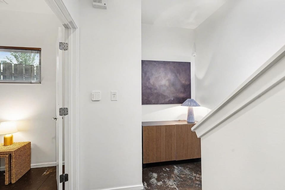 New! Minutes to Uptown CLT w King Suites House in Charlotte