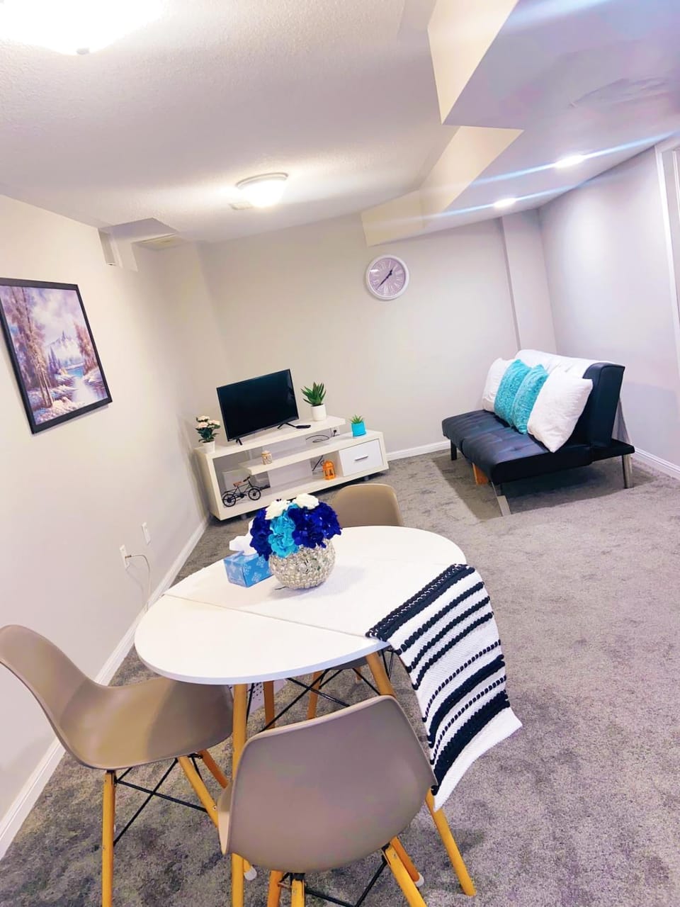 ClassicPavillion INN Apartment in Bowmanville