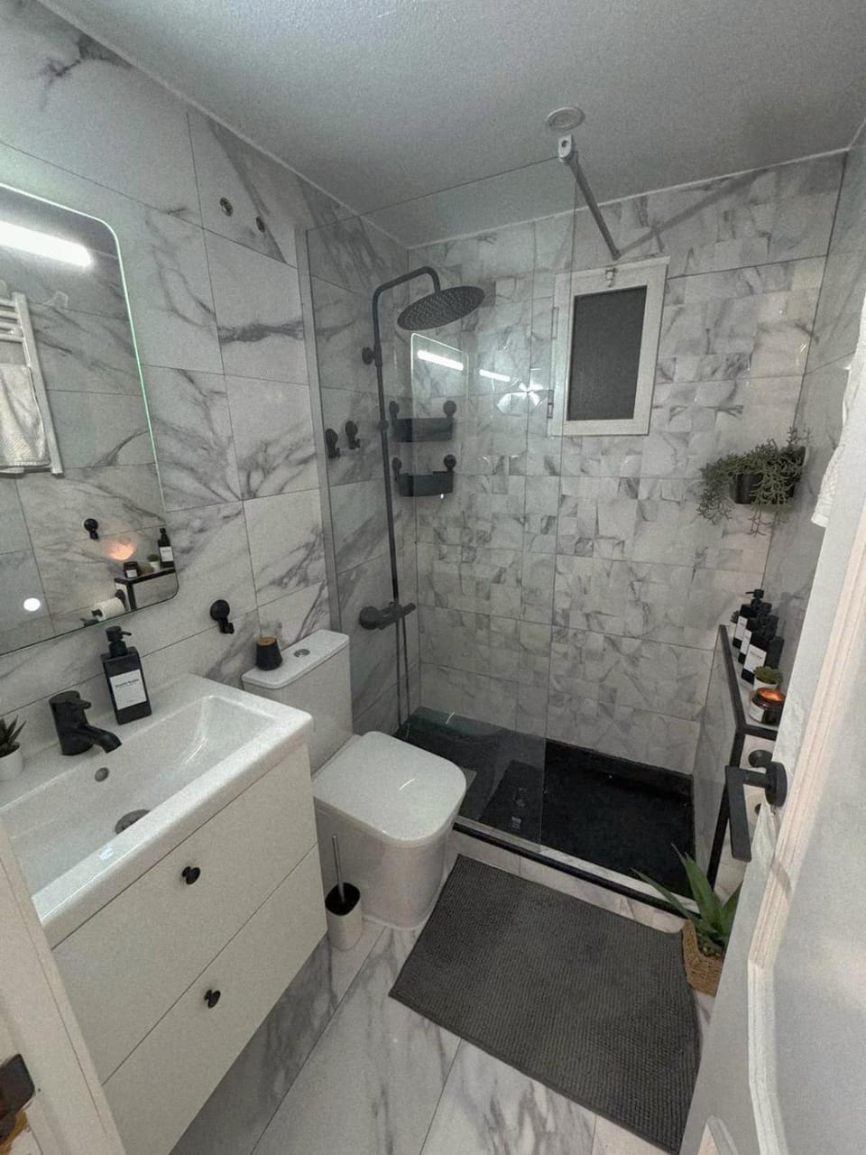 CASA MIA Luxury, Room in Bungalow, House Keeper Pool Breakfast Free Parking Bed and Breakfast in Torrevieja