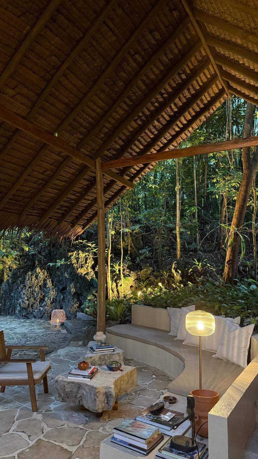 Dalakit House Hidden Garden Oasis Villa in Siquijor