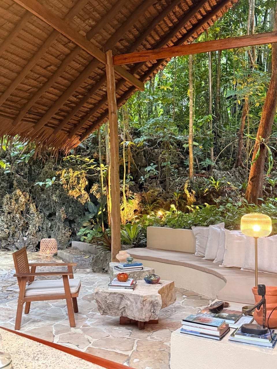Dalakit House Hidden Garden Oasis Villa in Siquijor