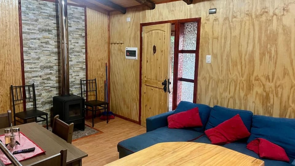 Cabaña en Lenca House in Los Lagos, Chile