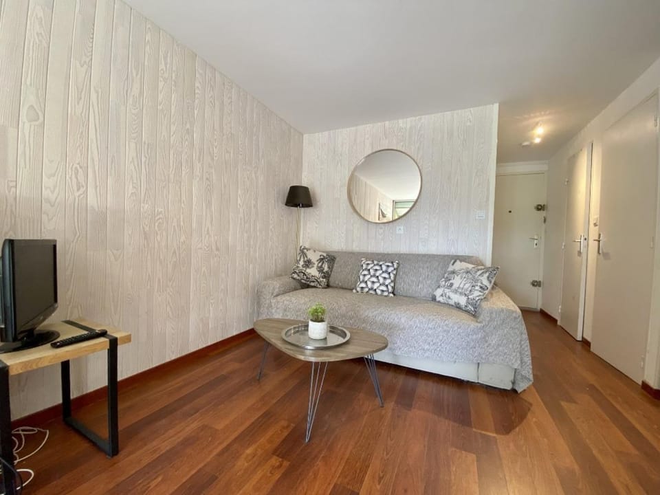 Appartement 5 pers avec Jardin à Saint Pierre - FR-1-619-146 Apartment in Fleury