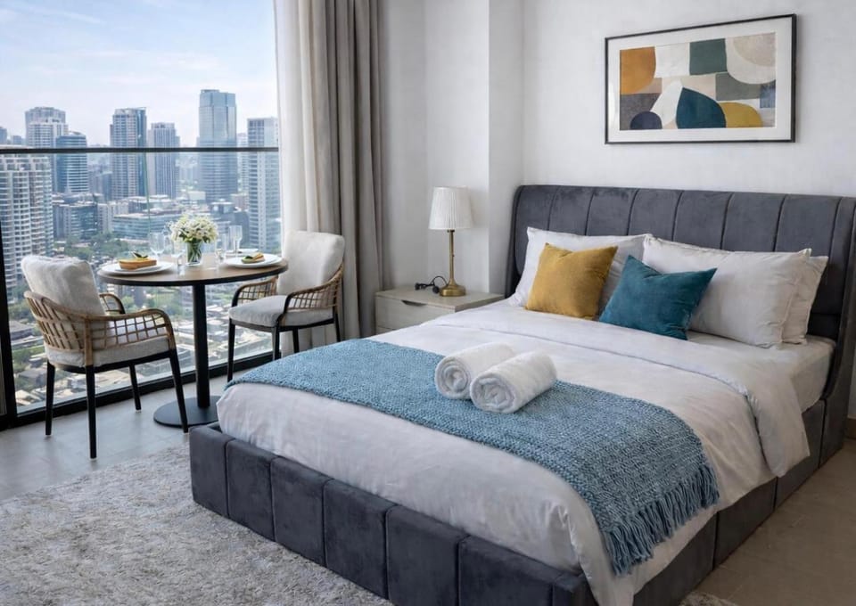 JVC Studio I Direct City View I Balcony I Sleeps 2 Apartment in Dubai