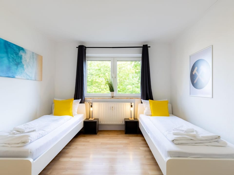 BudgetRoom 3 Schlafzimmer Workers Home Apartment in Gladbeck