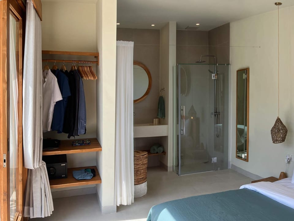 VIBE room in SOUL Bliss Villa Shared Villa Bed and Breakfast in North Kuta
