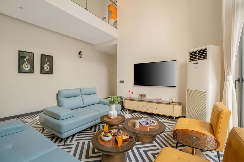 Communal lounge/ TV room, TV and multimedia, Living room, Seating area