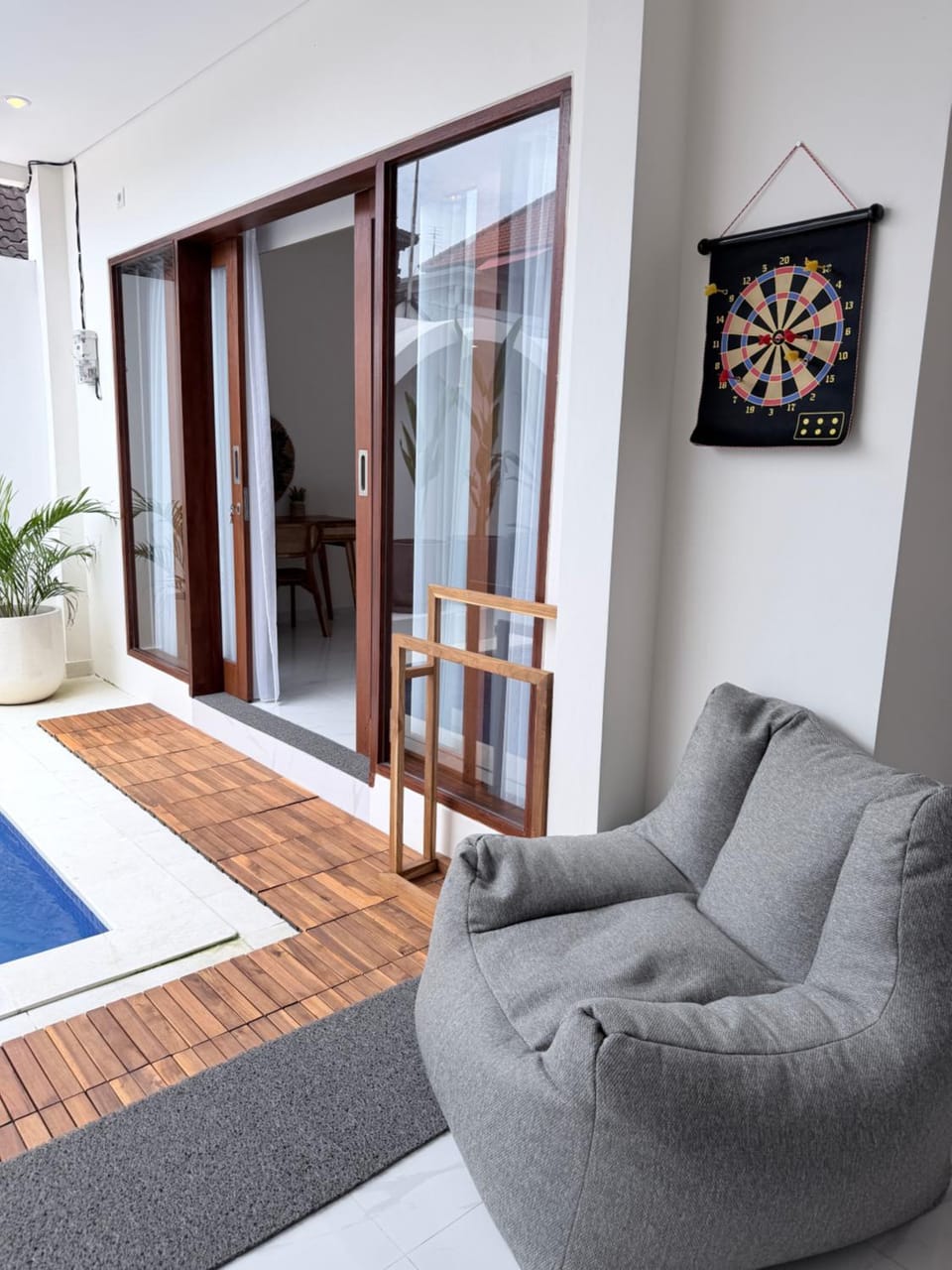 Darts, Game Room, Living room