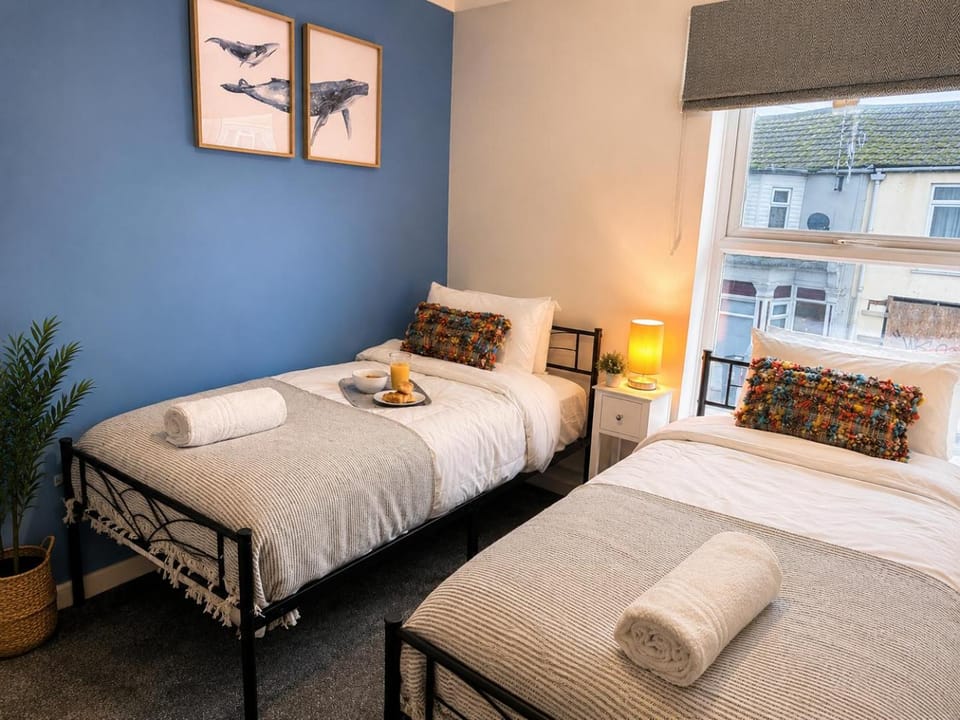 Comfortable 2-Bedroom Coastal Getaway, Sleeps 5 House in Great Yarmouth