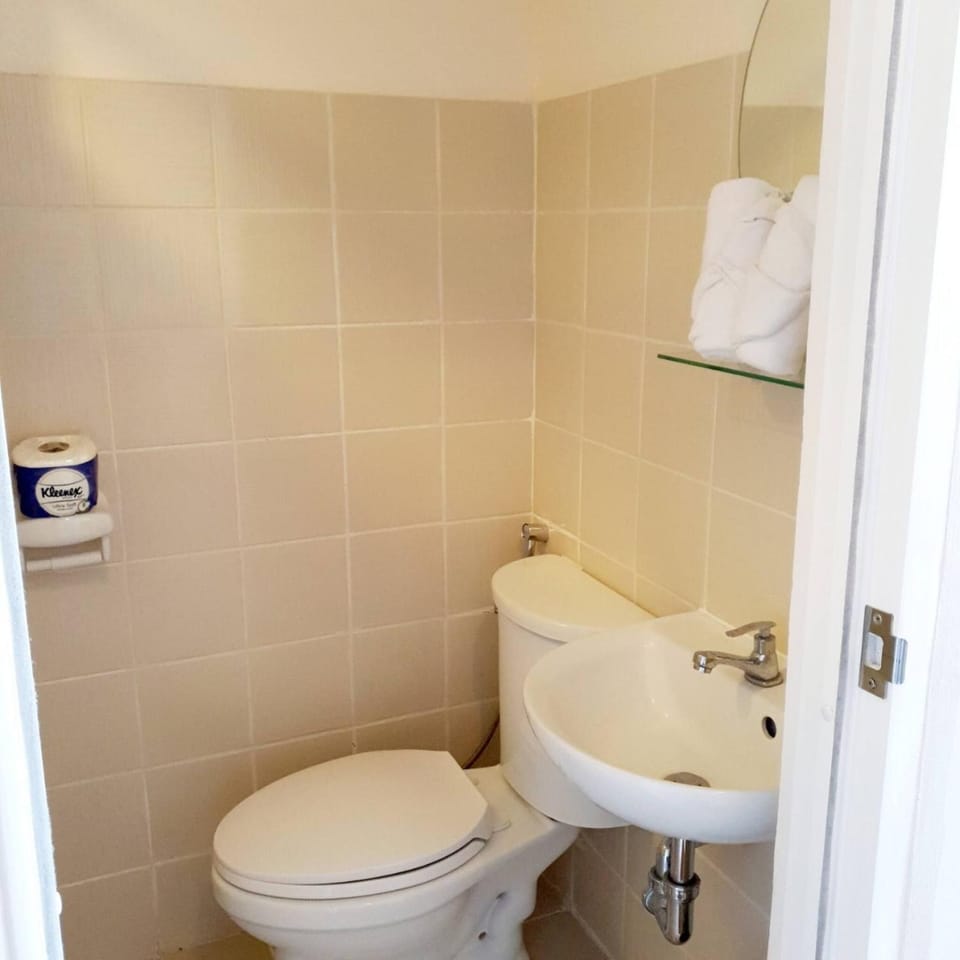 Toilet, Bathroom