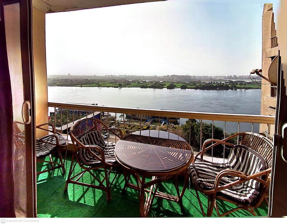 كمبوند المهندسين هيلتون كورنيش المعادي Apartment in Egypt
