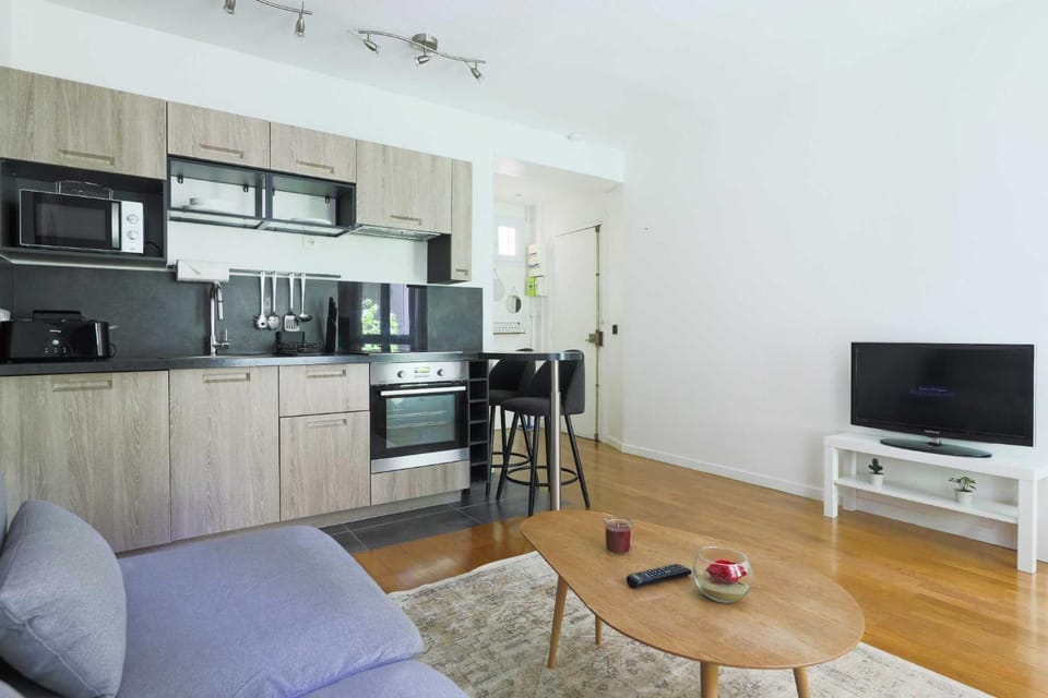 TV and multimedia, Kitchen or kitchenette