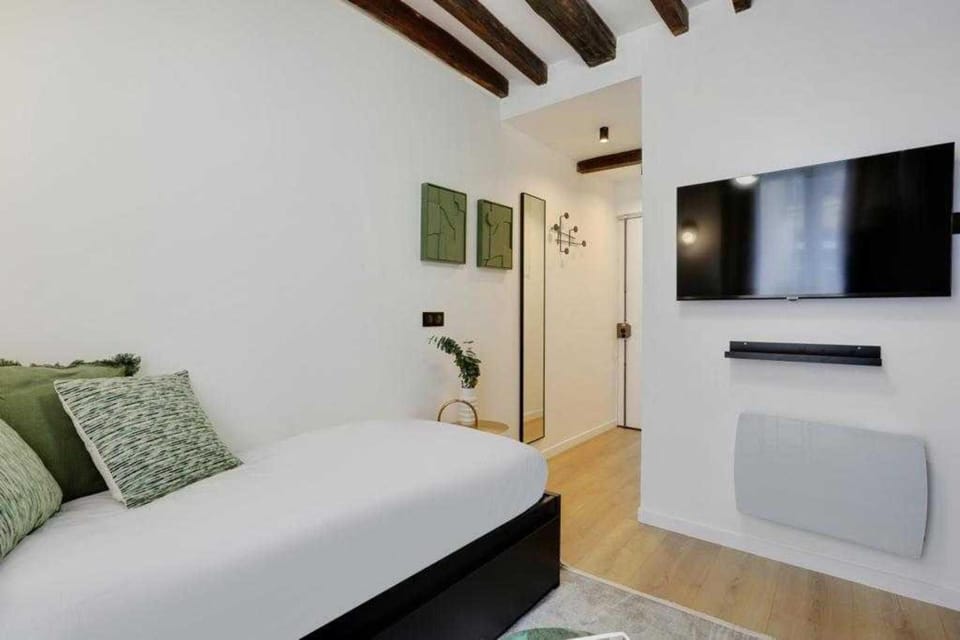 TV and multimedia, Bedroom