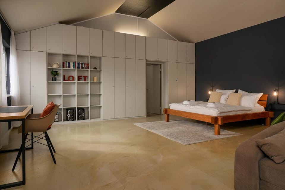 Bed, Living room, Photo of the whole room, Bedroom, wardrobe