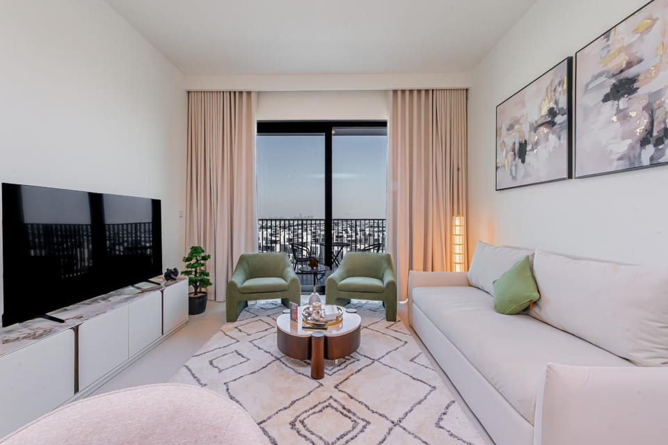Communal lounge/ TV room, TV and multimedia, Living room, Seating area