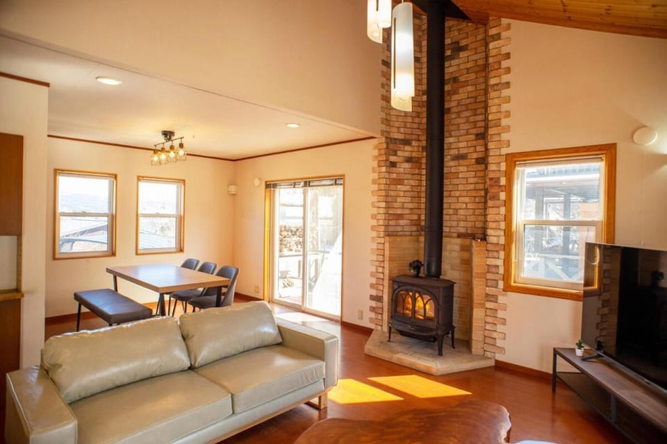 2 minutes from Kugino Station Aso Mountain View, Villa with Heater House in Japan