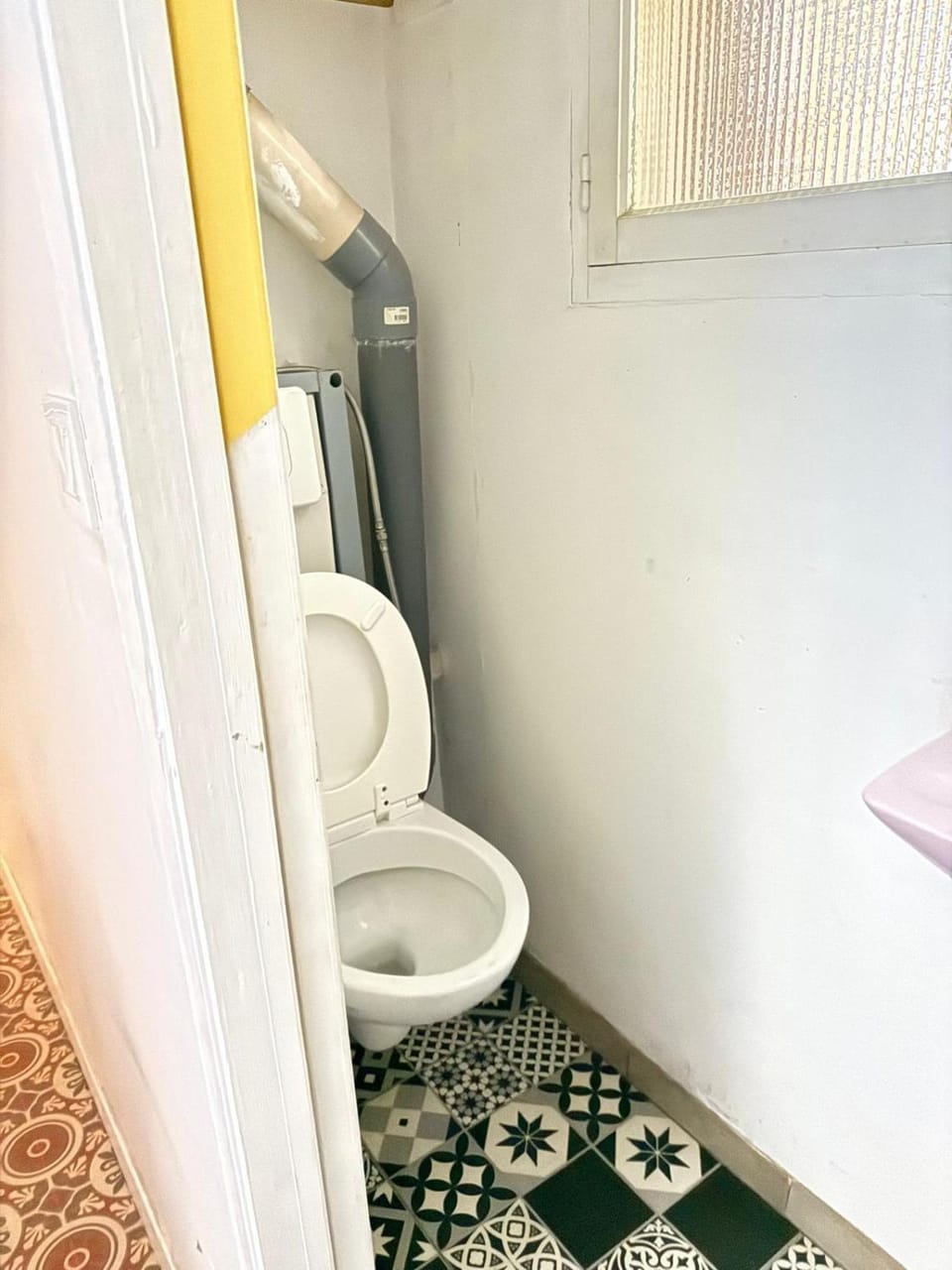 Charmante maison authentique et paisible entre mer et callanques Bed and Breakfast in Marseille