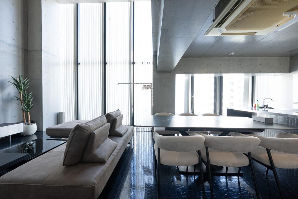 Living room, Dining area