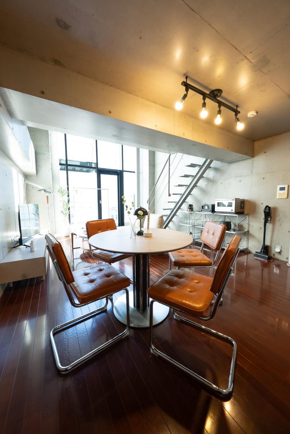 Living room, Dining area