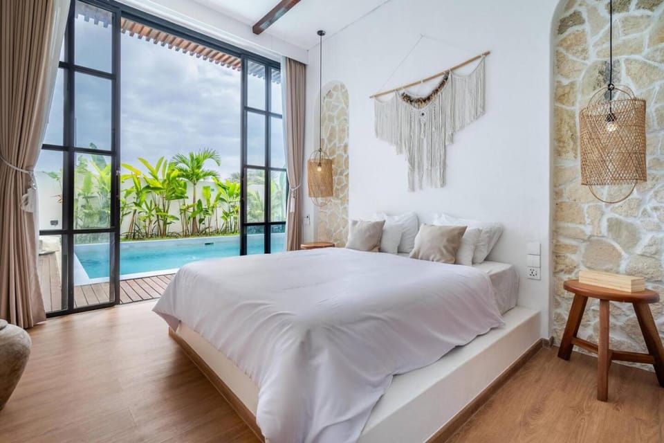 Palm Sugar Villa - Stylish 3BR Retreat with Pool Villa in Kuta Selatan