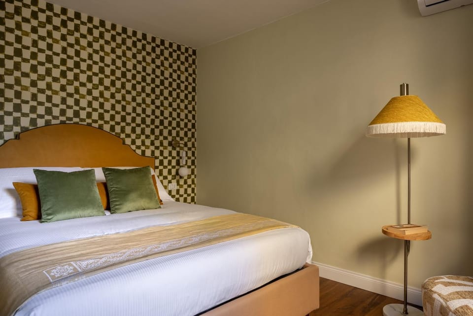 Bedroom, air conditioner