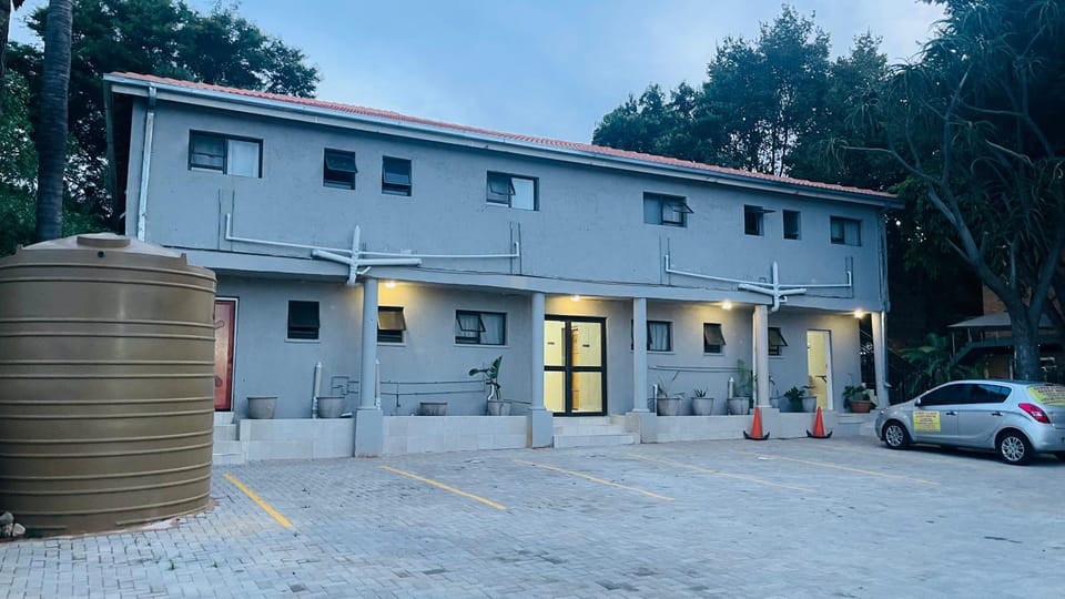 Property building, Day, Parking