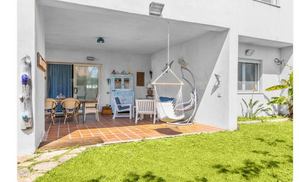 Property building, Garden