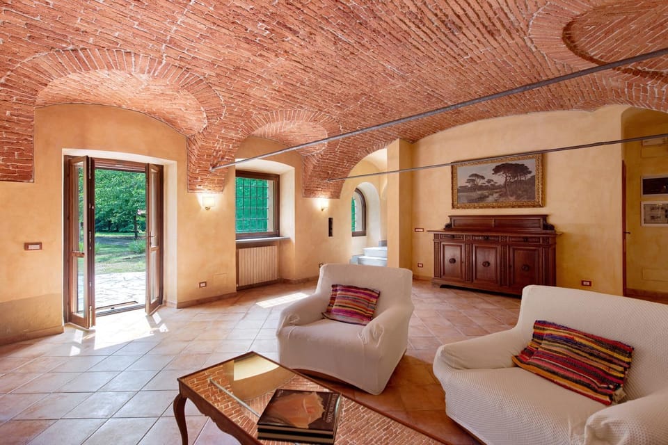 Property building, Living room