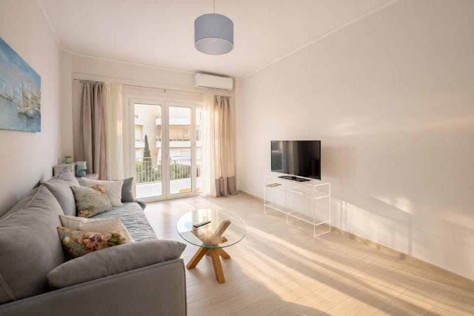 The Varkiza Luxury Residence By the Sea Apartment in East Attica Regional Unit, Greece