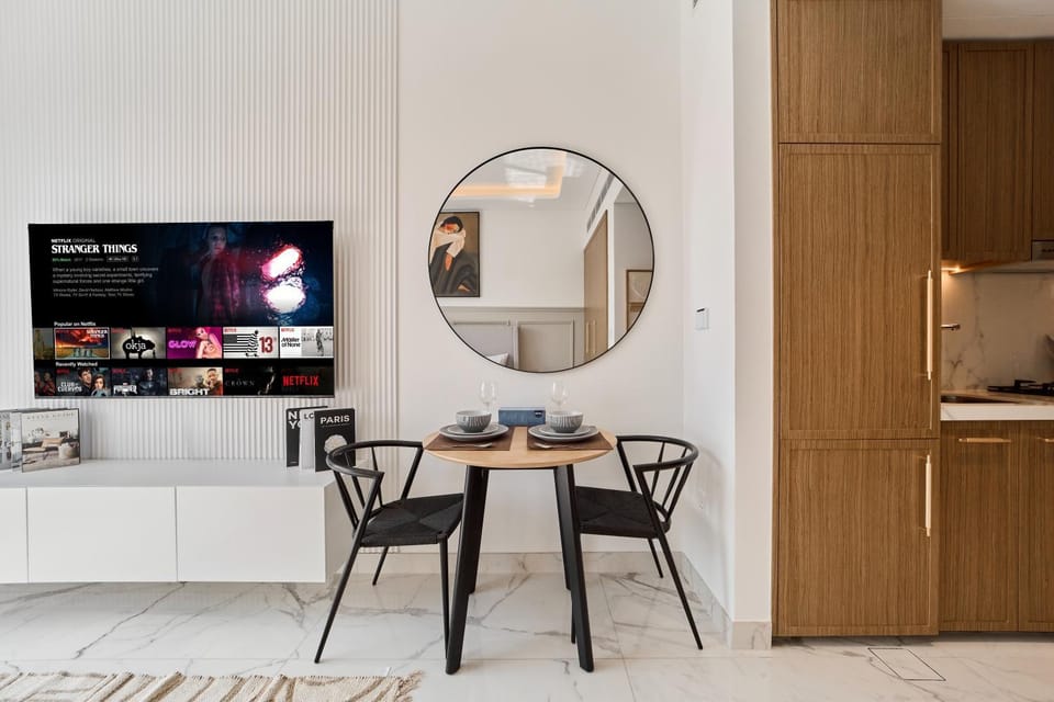 TV and multimedia, Dining area