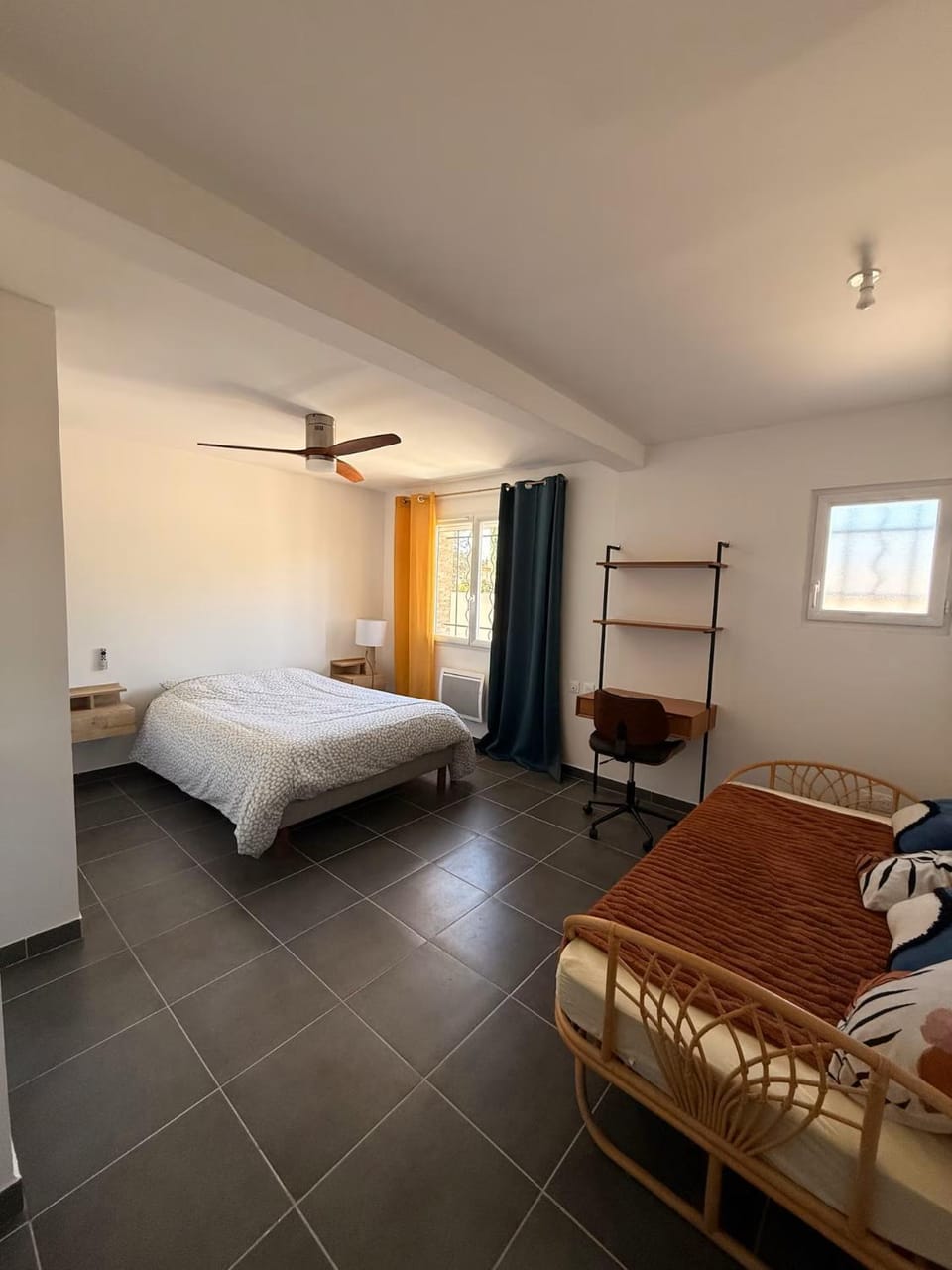 house with jacuzzi spa, wifi, 2 bedrooms House in Nimes