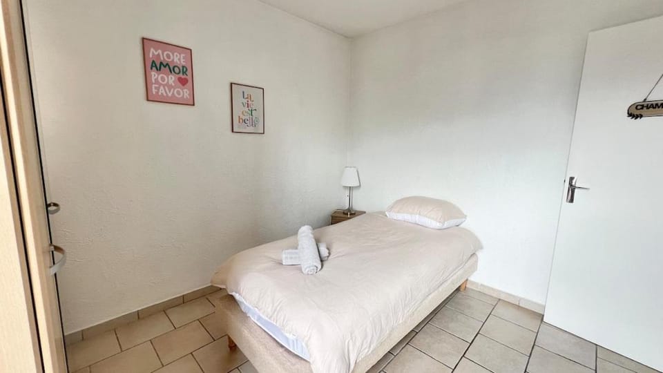 Le Cocon Nivernais à Nevers Center & Le Banlay Apartment in Bourgogne-Franche-Comté