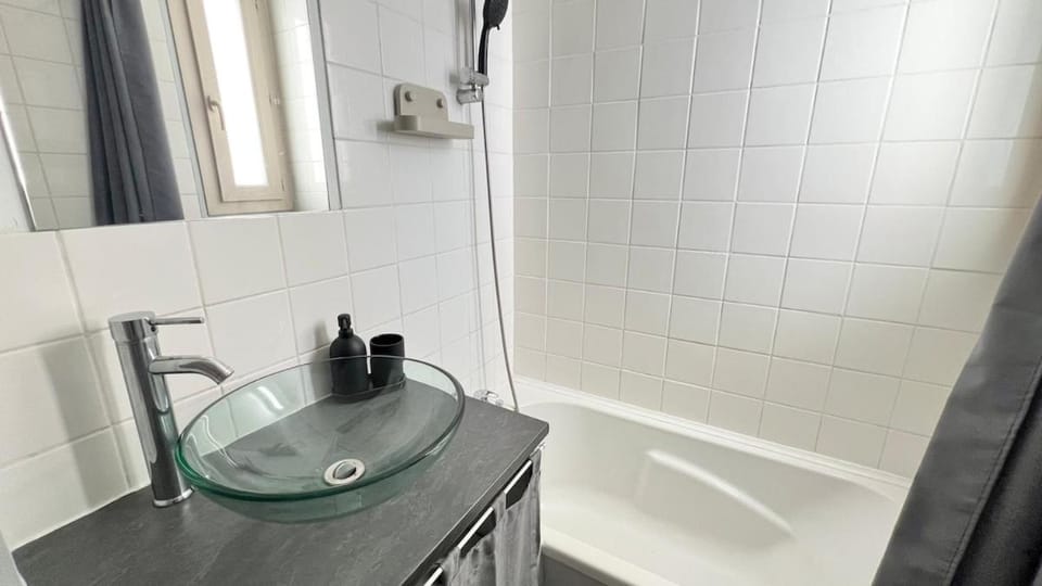 Le Cocon Nivernais à Nevers Center & Le Banlay Apartment in Bourgogne-Franche-Comté