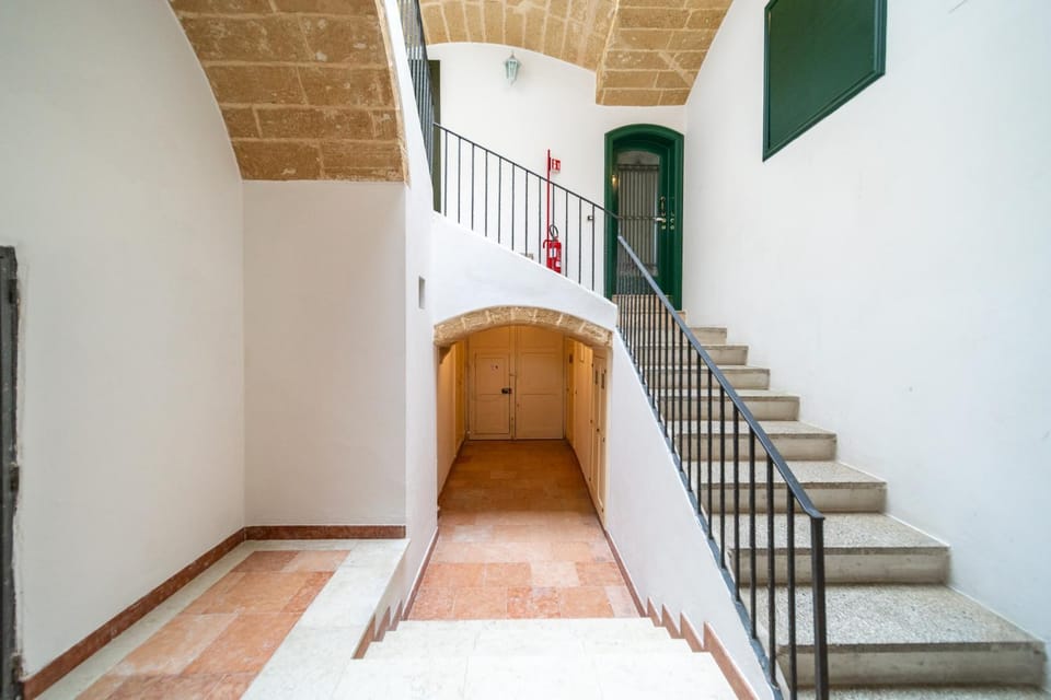 Inner courtyard view