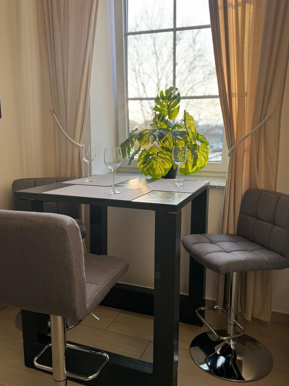Zentrum, Bahnhofnähe, Ruhig, Lift, Parkplatz Apartment in Austria
