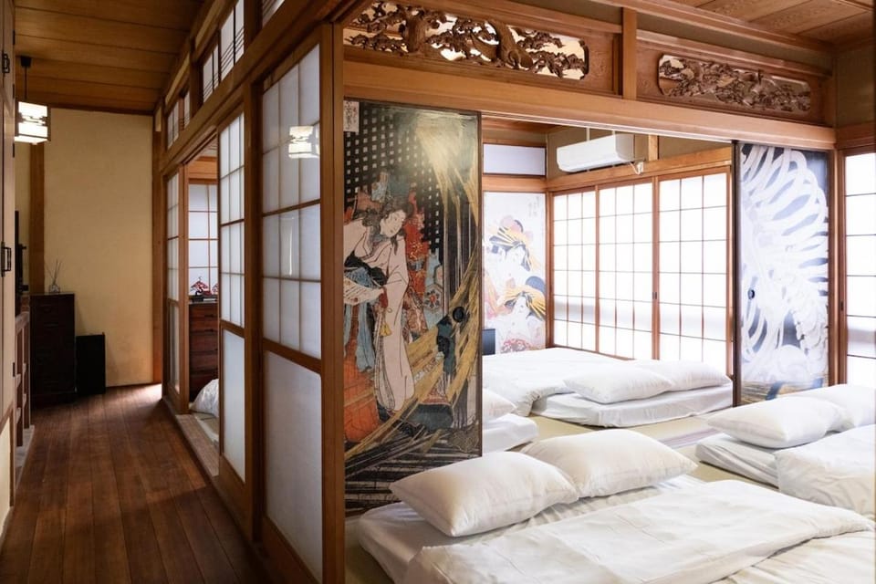 Enjoy the beautiful sea and the local port town right in front of you! A 3-story private facility where you can rediscover the beauty of Japan and feel the Japanese spirit House in Japan
