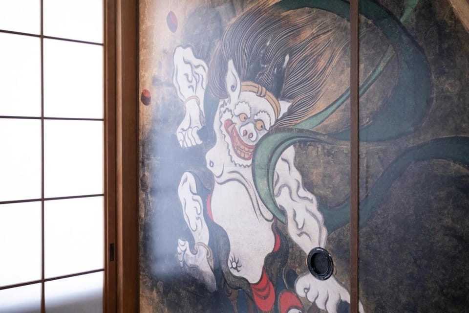 Enjoy the beautiful sea and the local port town right in front of you! A 3-story private facility where you can rediscover the beauty of Japan and feel the Japanese spirit House in Japan