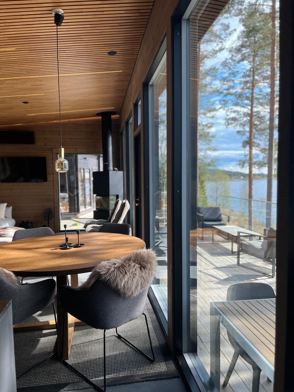Cottage in a great location along the Tornionjoki River Chalet in Lapland