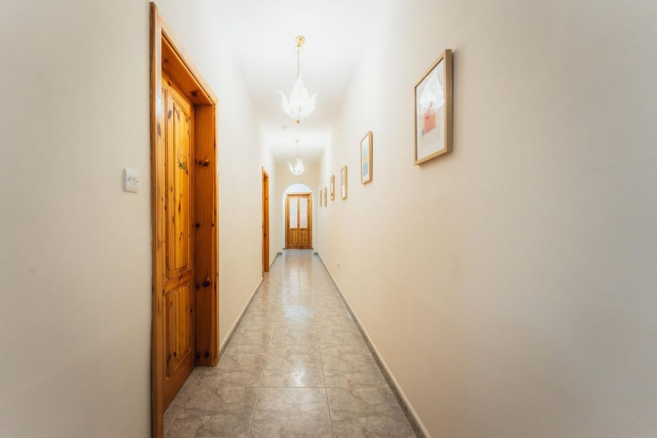 New on the market - Stylish 3BR Unit Walking distance to the beach By SF Homes Apartment in Marsaskala