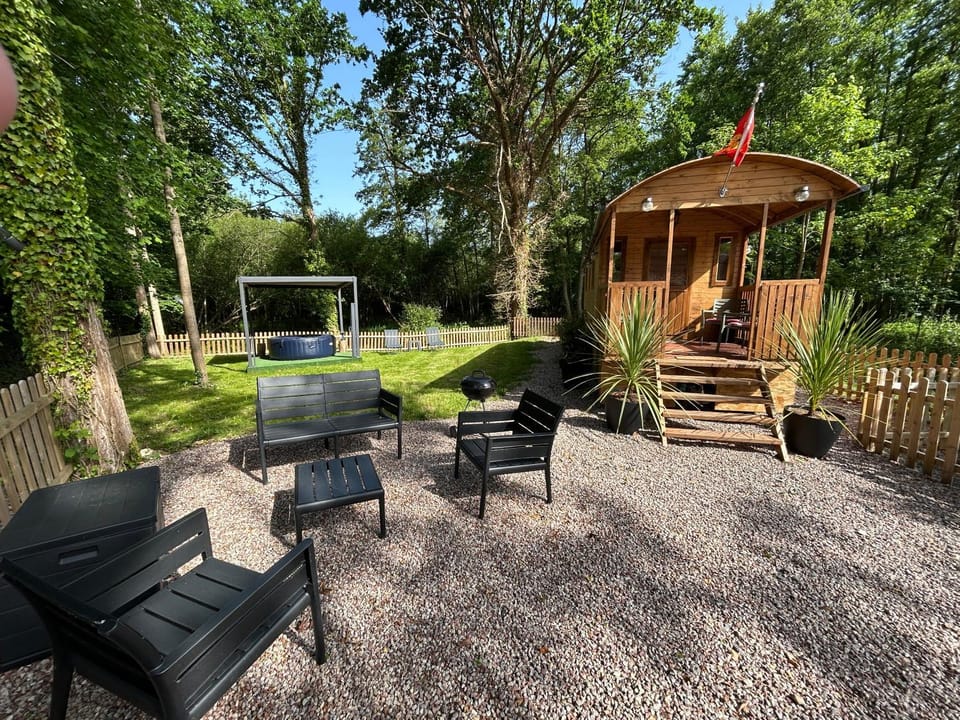 La Roulotte du Château Campground/ 
RV Resort in Normandy