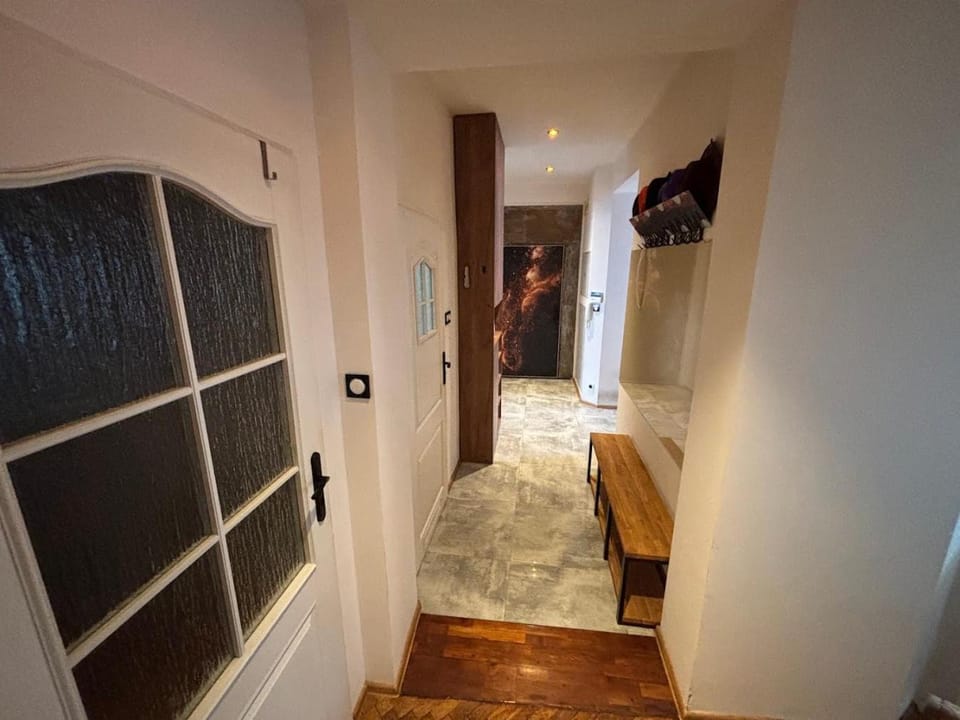 Apartament ze stołem bilardowym w centrum Łodzi Apartment in Masovian Voivodeship